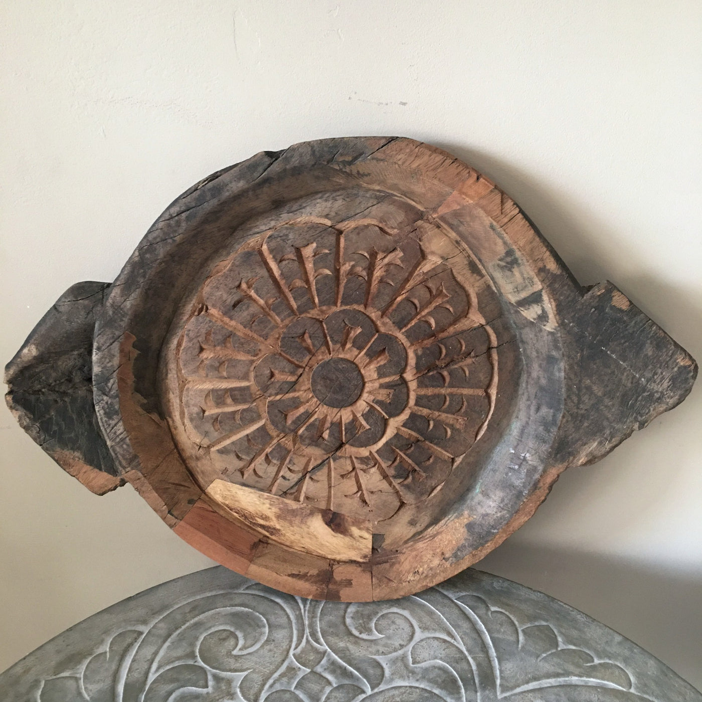 Houten Nepalese schaal 'Carved'
