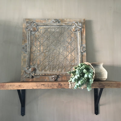 Grijs houten wandpaneel 'Gracefully', 50 x 50 cm